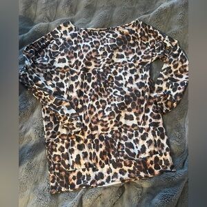 Medium “off shoulder” top. Worn once for Halloween costume!